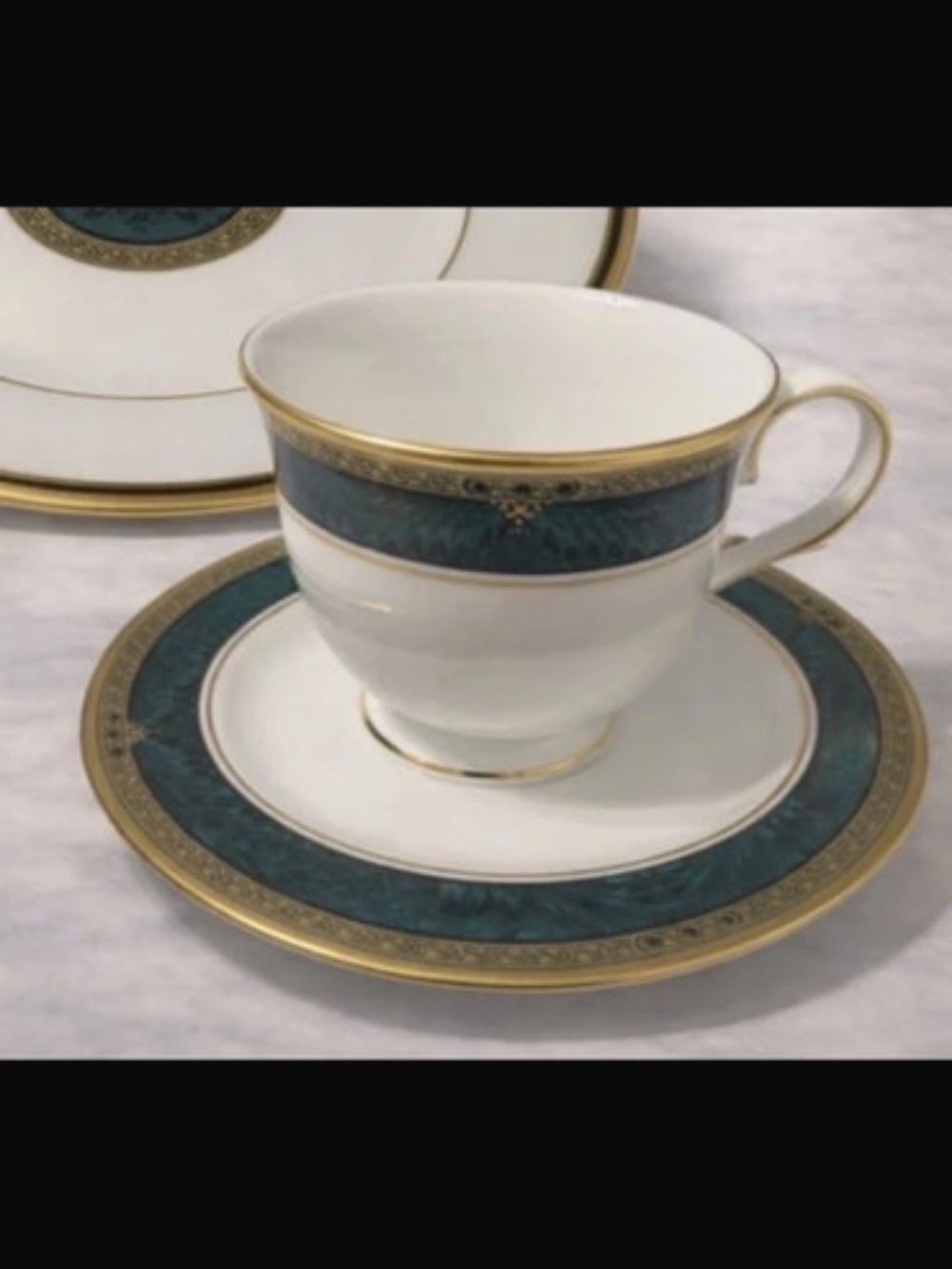 VTG Lenox Elegant Teal and Gold  fine bone Teacup and Saucer - Brand